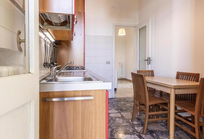 带共用浴室的标准房间, Archiotto   B   Affitti Brevi Italia