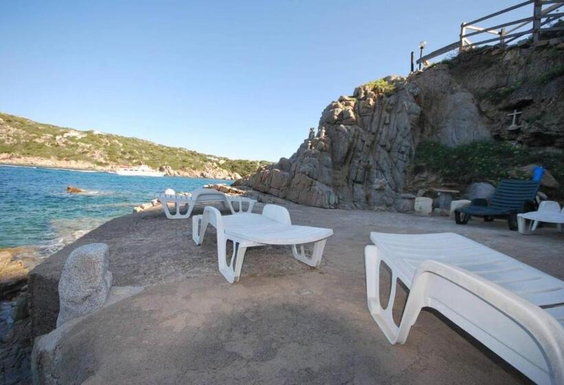 آپارتمان 1 خوابه با چشم‌انداز استخر, Casa Azzurra Residence Gallo Dì Gallura