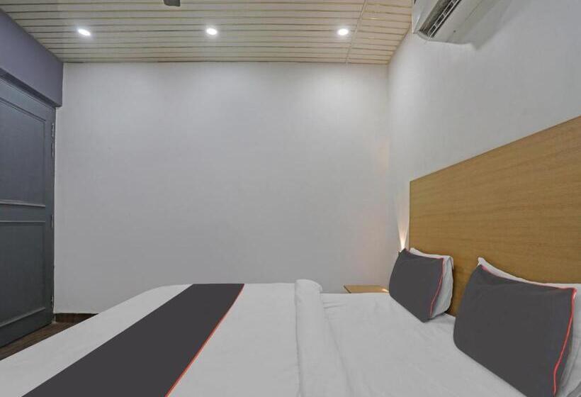 اتاق کلاسیک سه تخته, Collection O Hotel Shubharambh