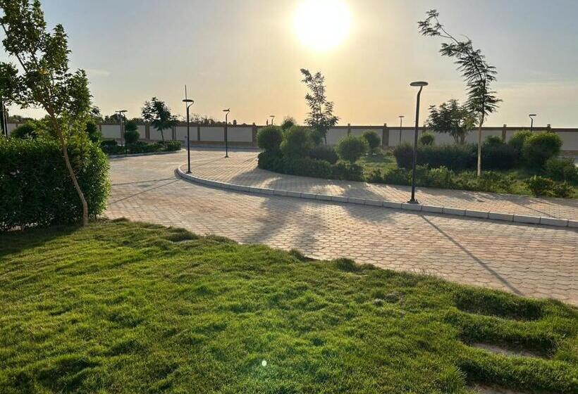 اتاق استاندارد با چشم‌انداز باغ, Azal Lagoons Resort Abu Simbel