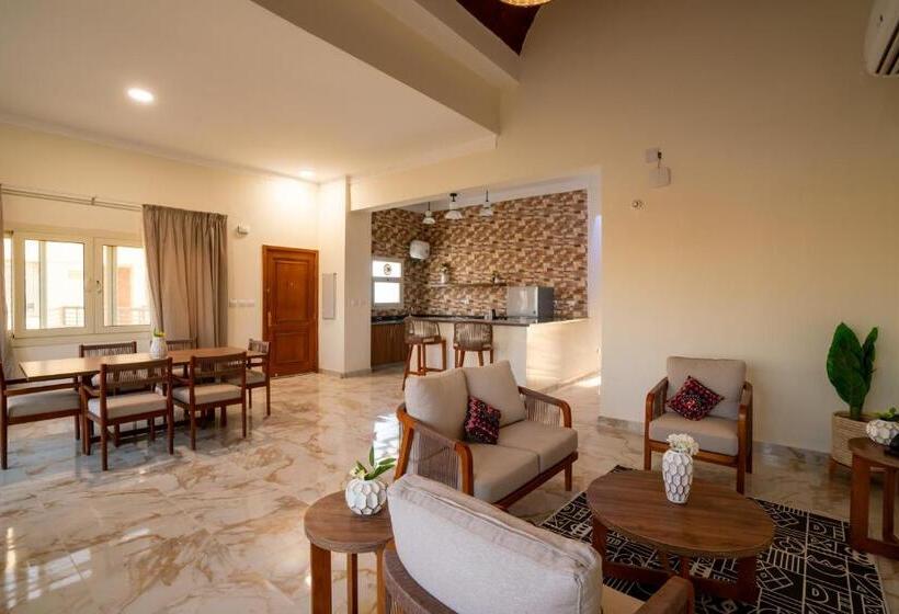 3 Bedroom Suite, Azal Lagoons Resort Abu Simbel
