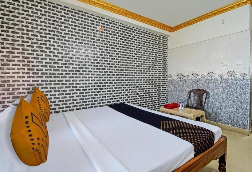 Трехместный Номер Классика, Spot On Sri Ram Guest House