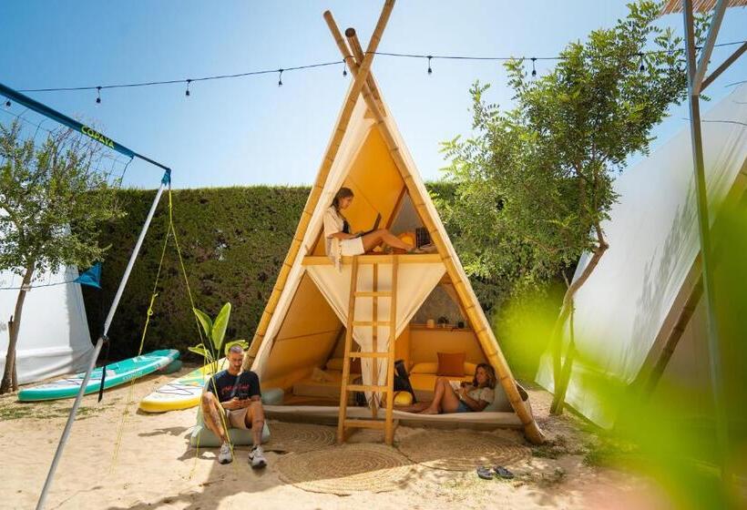Кровать в Общей Комнате, Kampaoh Hostel El Palmar
