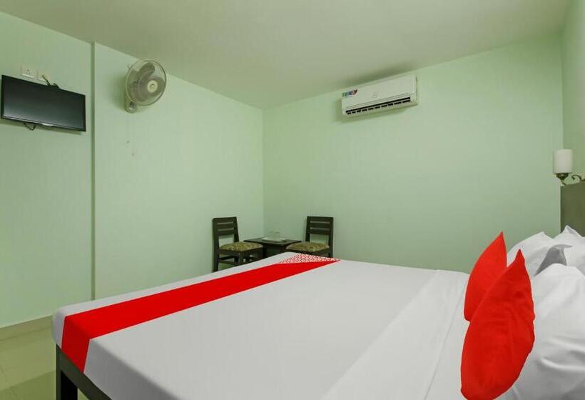 اتاق کلاسیک سه تخته, Oyo Flagship Hotel Cochin Paradise