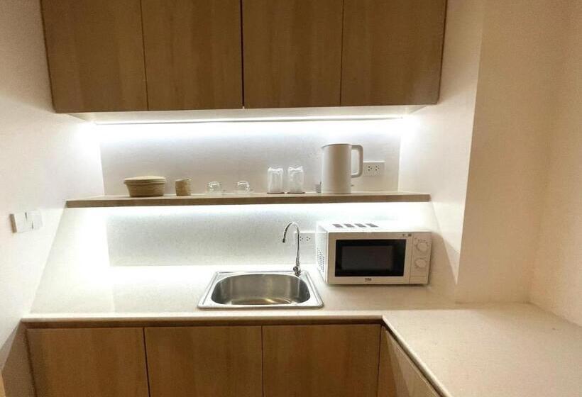 침실 2개 디럭스 아파트, Punn Hotel Korat
