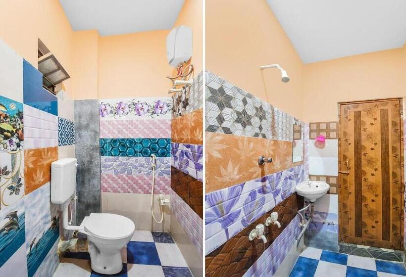 Трехместный Номер Классика, Oyo Flagship Projapati Guest House