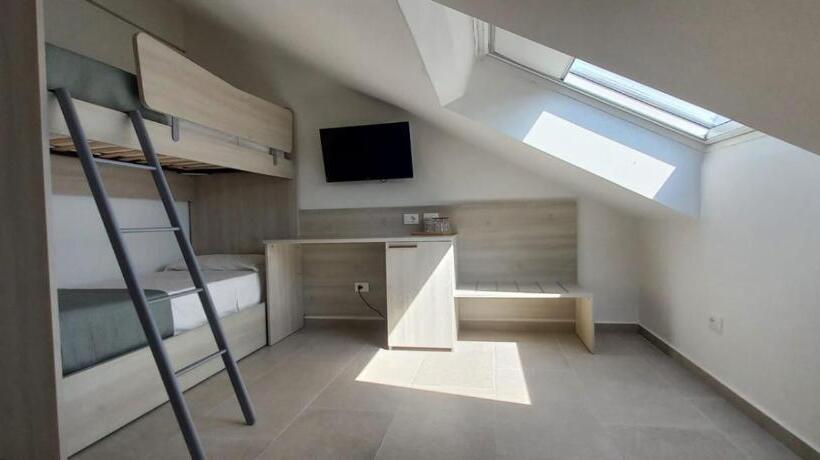 Четырехместный Номер Классик, Hz Bed & Breakfast And Appartments
