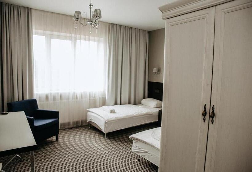 اتاق استاندارد یک تخته با سرویس بهداشتی مشترک, B&b Panevėžys