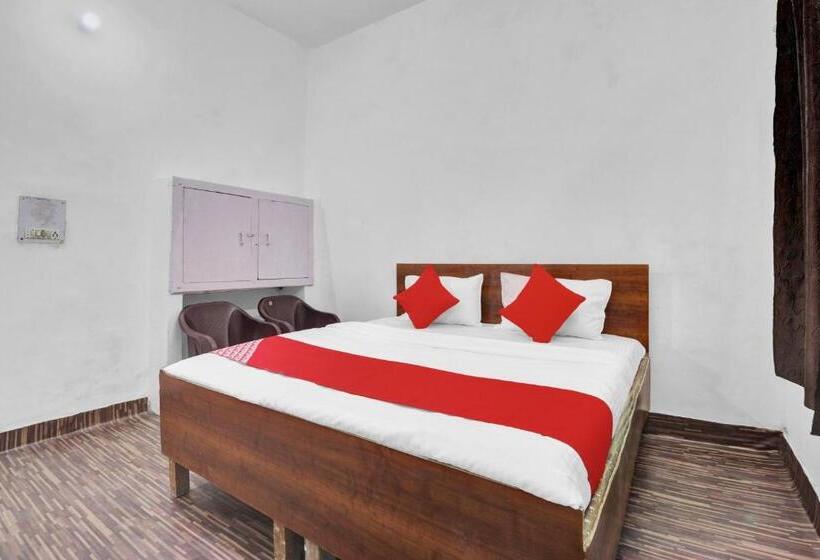 三人经典房间, Oyo Flagship Hotel The Skyland