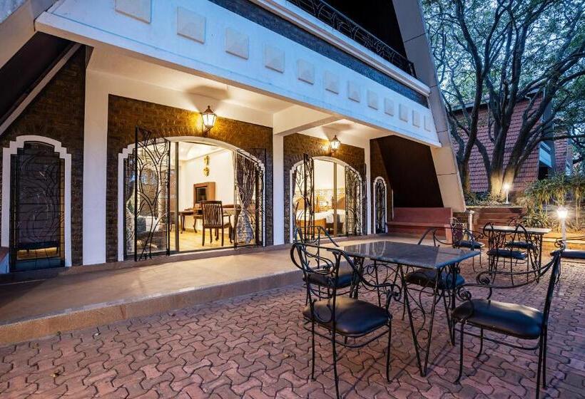 Номер Стандарт Вид на Сад, Valley View Grand Resort, Panhala   Premium Resort Hotel In Panhala