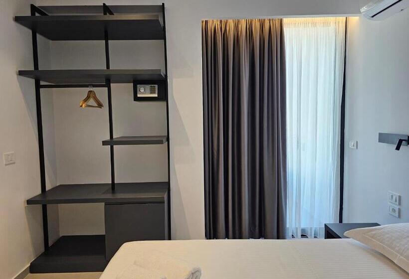 디럭스 룸, Adele Hotel Ksamil