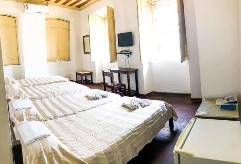 스탠다드 트리플 룸, Pousada Colonial Penedo   Alagoas