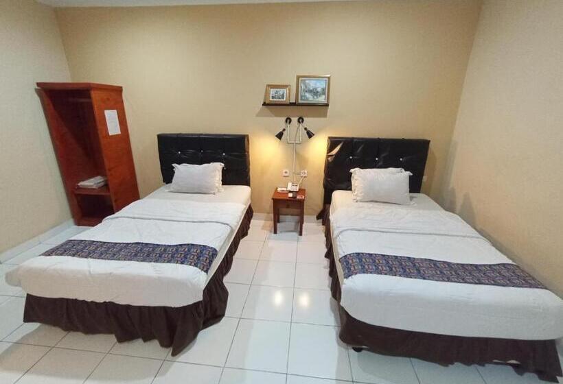 Номер Стандарт, The Swarna Hotel Bayah Lebak