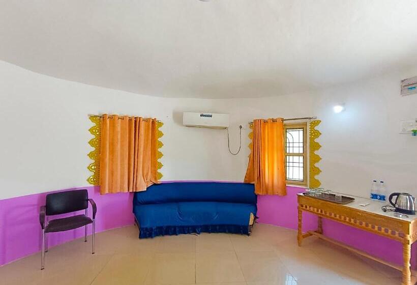 Номер Deluxe, Dholavira Tourism Resort