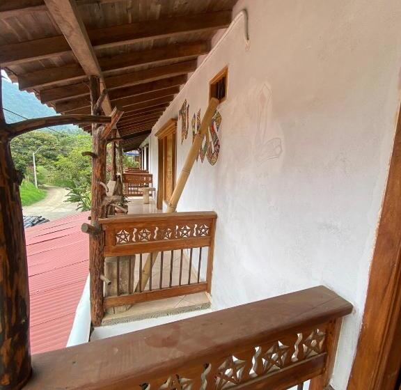 스탠다드 발코니 룸, Hostal Cabecirrufa