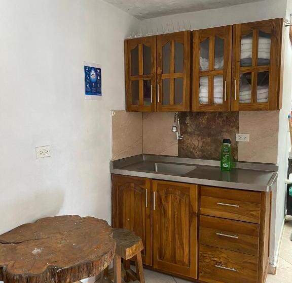 스탠다드 발코니 룸, Hostal Cabecirrufa