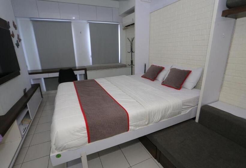 Номер Deluxe, Capital O 93490 Yubi Room Patraland