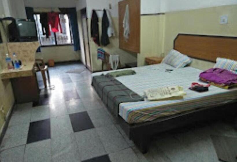 Quarto Estandar, Step In Bhubaneswar