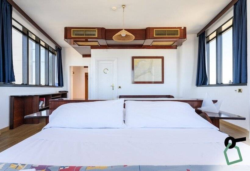 Четырехместный Номер Superior, Hotiday Room Collection   Gallipoli Porto