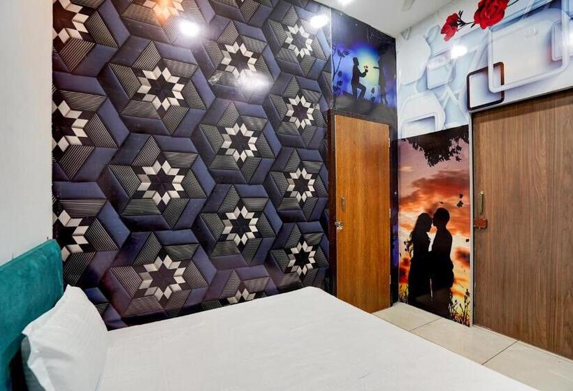 Трехместный Номер Классика, Oyo 82171 The Love Bird Hotel & Cafe