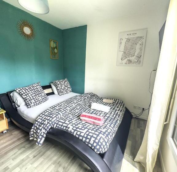 Номер Стандарт, Chambre Cozy Proche De Paris Et à 10 Minutes D Orly
