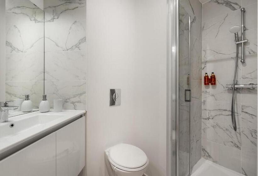 Студия Стандарт, Emilie Homes   Clichy