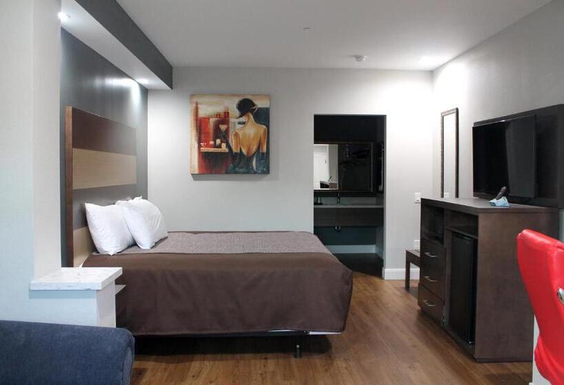 سوئیت با تخت بزرگ, Grand Villa Inn And Suites Westchase/chinatown