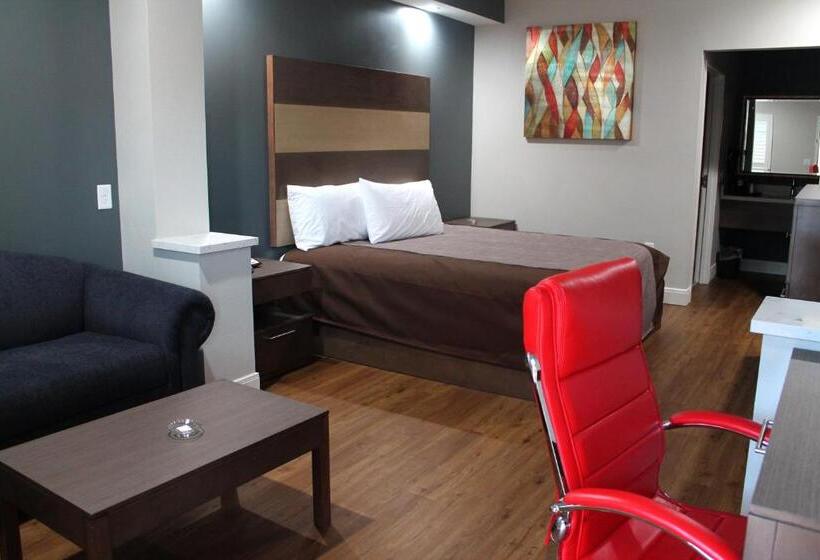 سوئیت با تخت بزرگ, Grand Villa Inn And Suites Westchase/chinatown