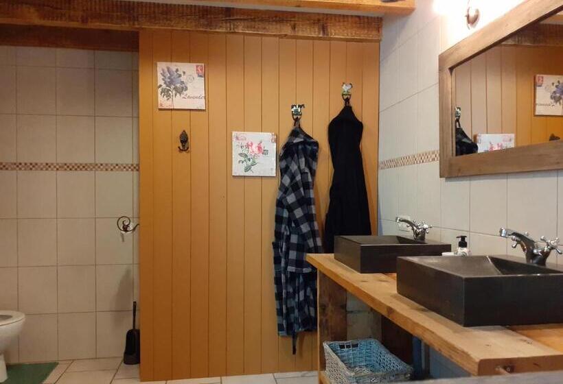 Standard room with outdoor bath, De Patuljak