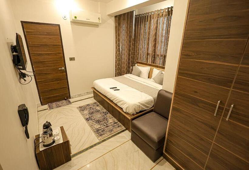 Номер Superior, Fabhotel Pearl Square