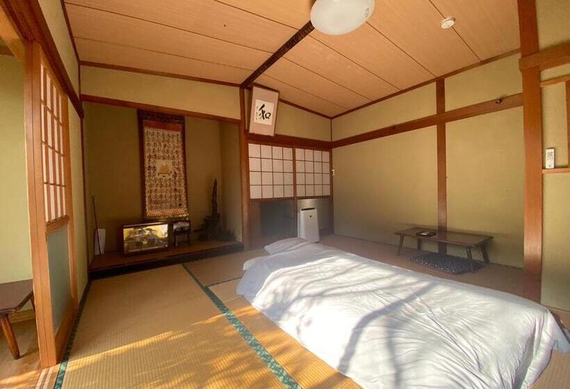تختخواب در اتاق مشترک, ゲストハウス アルベルゲ Guesthouse Albergue Sakura