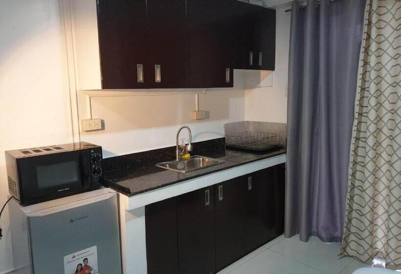 Студио Стандарт с Балконом, Baguio Bliss By Burnham Hill Condominium