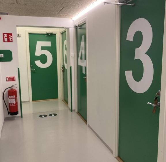 Camera Familiare, Winstrup Hostel
