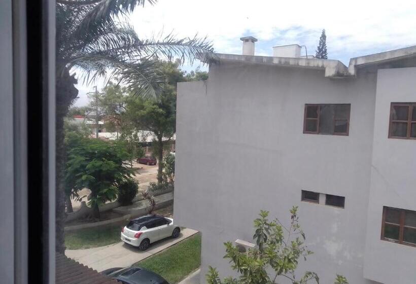 اتاق استاندارد, Hospedaria U