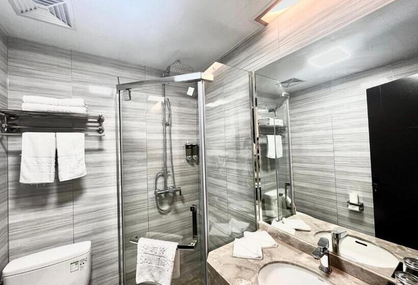 带大床的豪华间, Tianshui Times Hotel Zhangjiagang