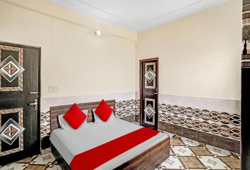 Трехместный Номер Классика, Oyo Flagship Da Urban Hotels & Restaurant