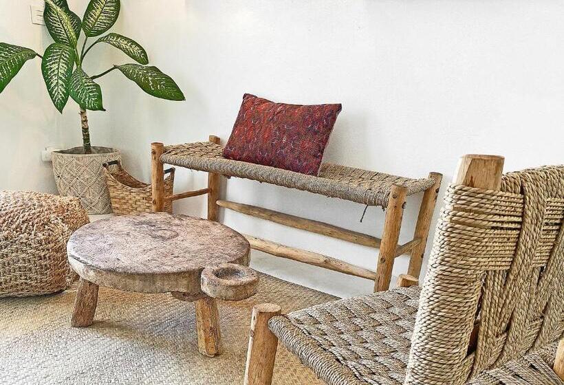 جناح مطلّ علي البحر, Casa Alkimia Town
