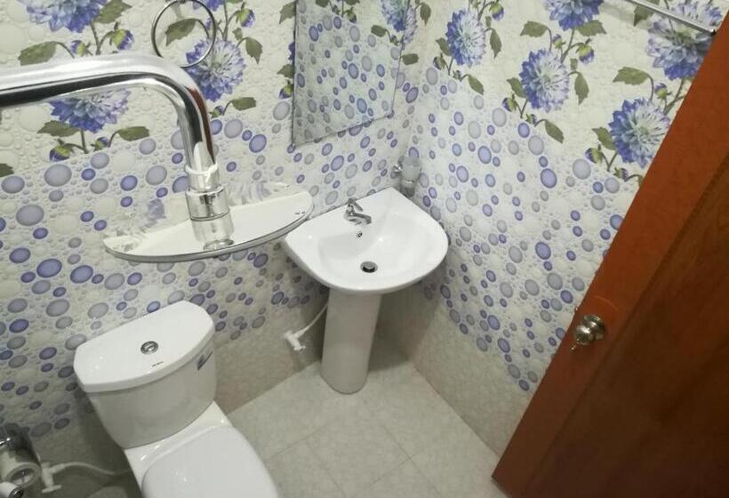 Номер Economy, The Peak Residence