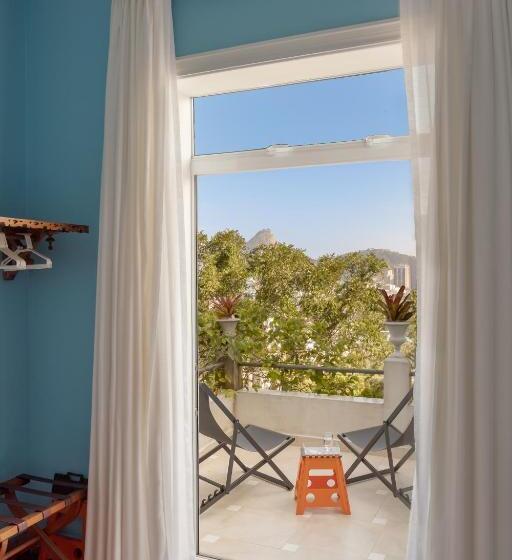 اتاق لوکس با بالکن و چشم‌انداز دریا, Guesthouse Bianca
