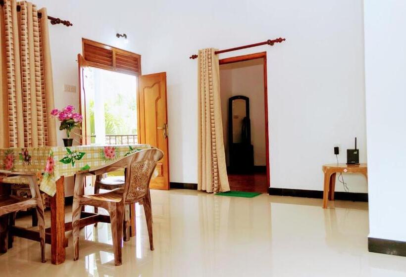 اتاق استاندارد, Wayside Mirissa