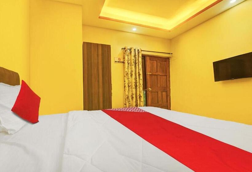豪华三人间, Oyo Flagship Peppy Guest House
