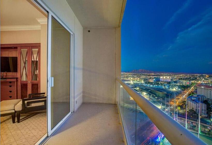 سوئیت با بالکن, 29th Ph Mgm Signature Suite With A Massive Balcony