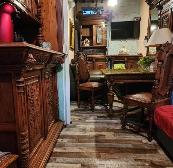 اتاق خانوادگی, Room In House   2 Floors 2 Bedrooms Near Central Station