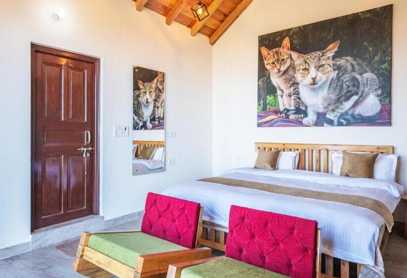 프레지덴셜 스위트, Shree Parijat Resort At Mukteshwar Hill Station With Himalayan View