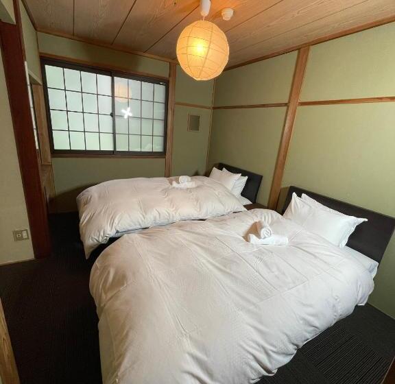 Номер Стандарт, A Short Walk To Akakura Onsen Ski Lift And Town By Japow House