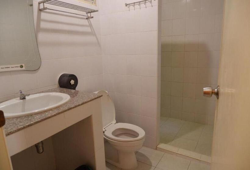 اتاق کلاسیک سه تخته, Goldbeach Guesthouse