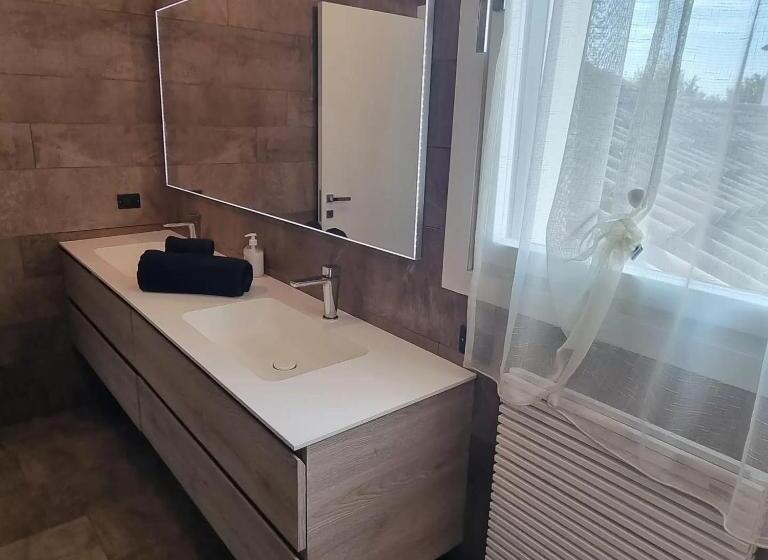 اتاق استاندارد, La Plumeria B&b