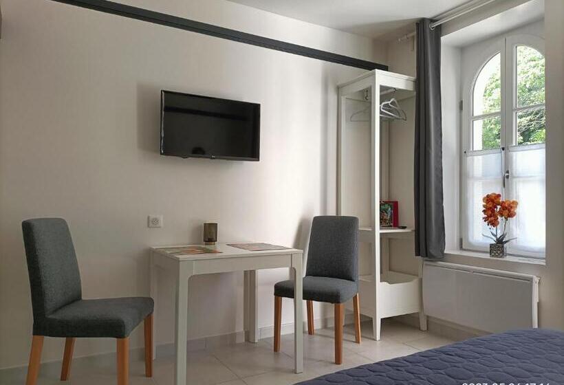 Номер Стандарт Адаптированный для Инвалидов, Guestroom Valençay, 1 Pièce, 2 Personnes   Fr 1 591 570