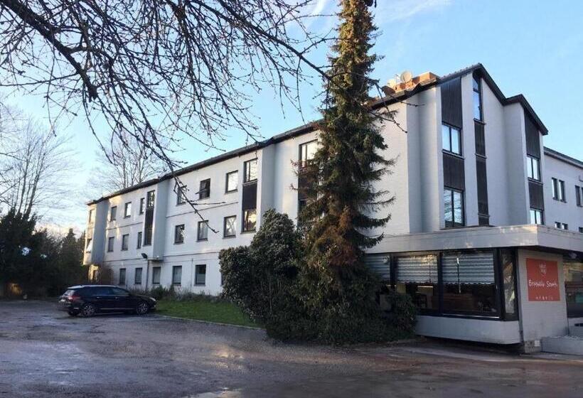 Номер Стандарт, Room In Apartment   Value Stay Brussels South   Comfort Studio   Twin
