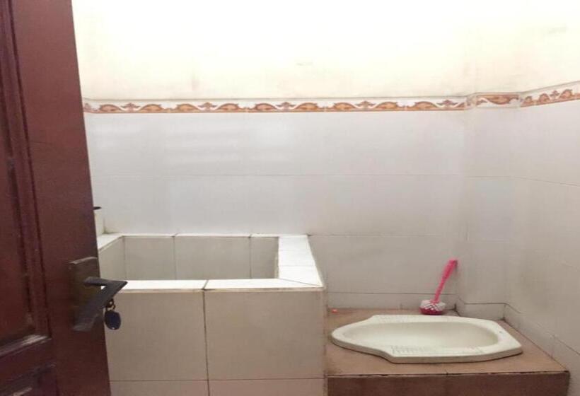 Номер Economy, Spot On 93531 Homestay Puri Indah Syariah